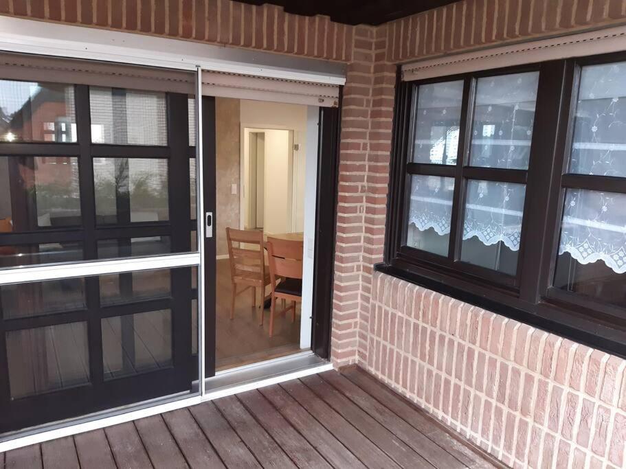 Wohnung In Гревен Екстериор снимка