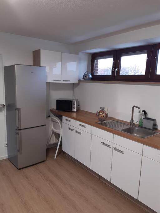 Wohnung In Гревен Екстериор снимка