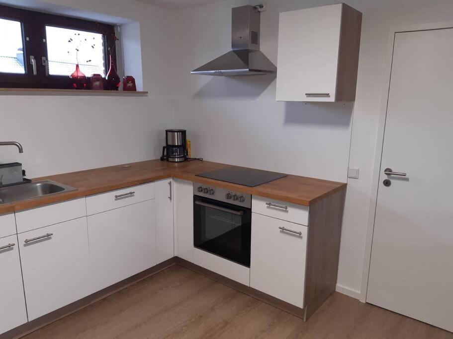 Wohnung In Гревен Екстериор снимка